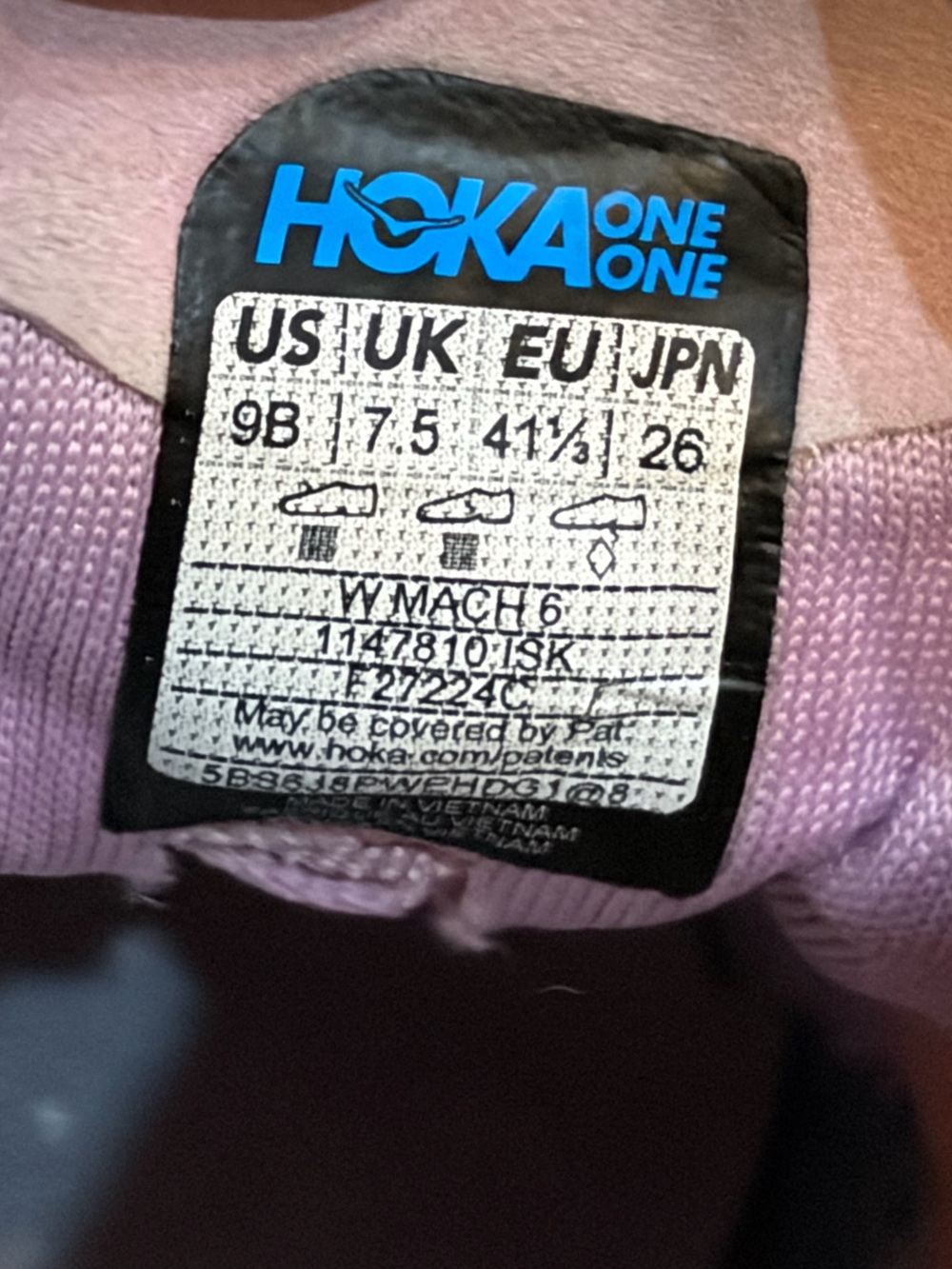 Women’s size 9 Hoka Mach 6 in rainbow - Picture 5 of 5